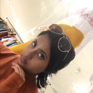 Meet your Posher, Anisha